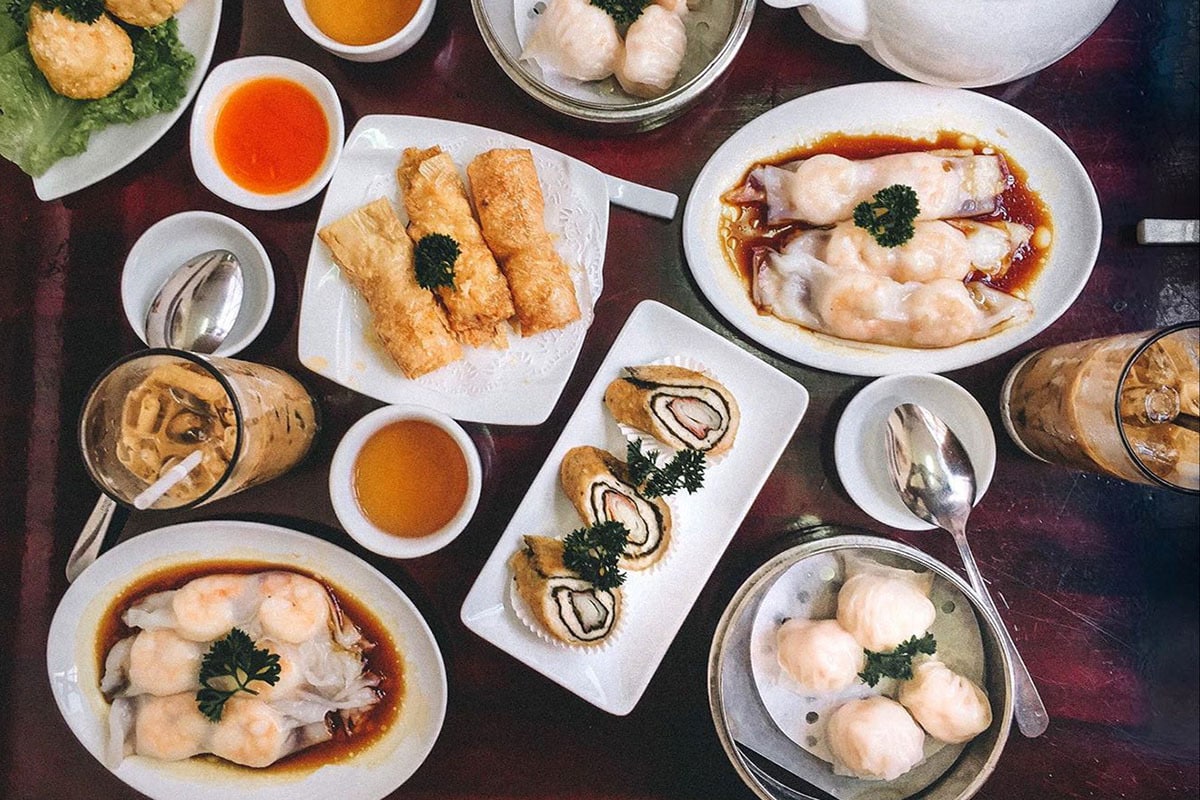 Thực đơn dimsum tại các quán ăn, nhà hàng rất đa dạng với nhiều món hấp dẫn, đáp ứng khẩu vị của nhiều du khách